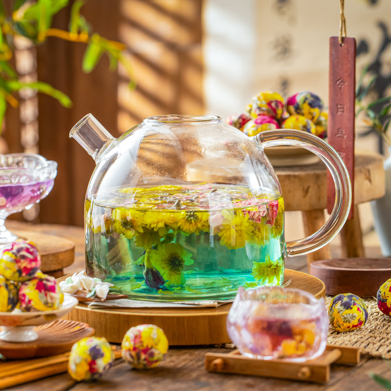 Loose Flowering Tea Blooms